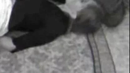 פטישיס רוסי סרטוני פורנו לצפייה ישירה ביער תולה בחורה כדי לזיין אותה