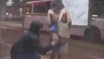 זין סרטי פורנו לצפייה ישירה טבול במיומנות בפה ואנאלי