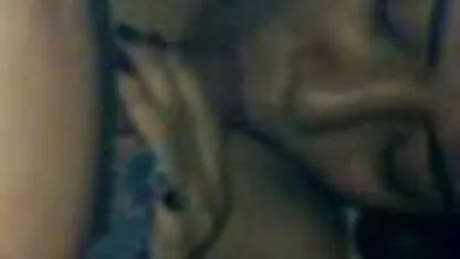 בלונדינית רוסיה מתגרה בזקן. סקס לצפיה ישרה בחינם