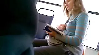יופי רוסי מזדיין סקס צפיה ישירה חינם בבית עם גבר מול המצלמה