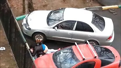 הבחורה ישנה עמוק ואפילו סרטי פורנו לצפיה ישירה חינם לא רצתה שיזיינו אותה בפה.